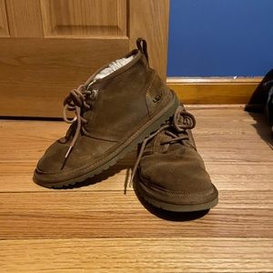 Men Neumel UGG boots